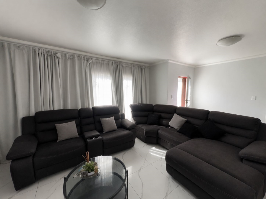 3 Bedroom Property for Sale in Waterval East North West